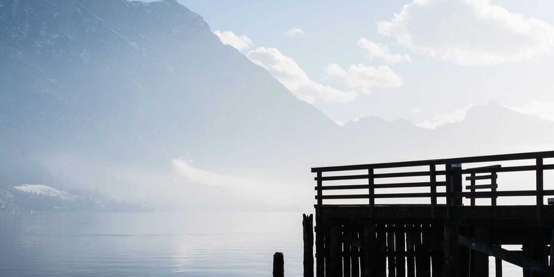 海尔空调内机漏水但排水管通畅?别慌!一文读懂蒸发器结冰与安装倾斜的排查方案